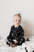 Bamboo Zip Pajamas | Midnight Lightning Bolt: 3-6 Months